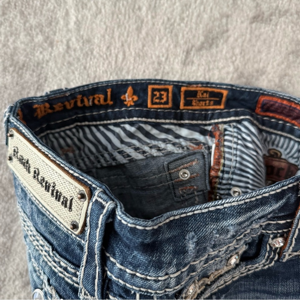 Rock Revival Kai Stretch Short - Picture 13 of 16